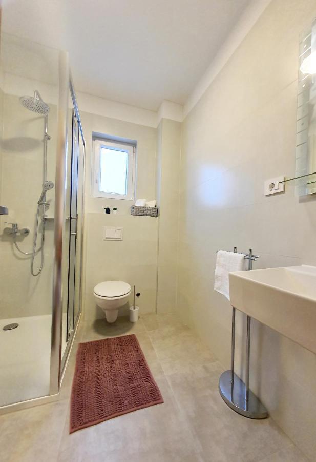 Sea Star Apartments Пиешчана Увала Екстериор снимка
